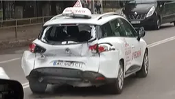 У Луцьку на Львівській вантажівка в'їхала в учбове авто (фото)