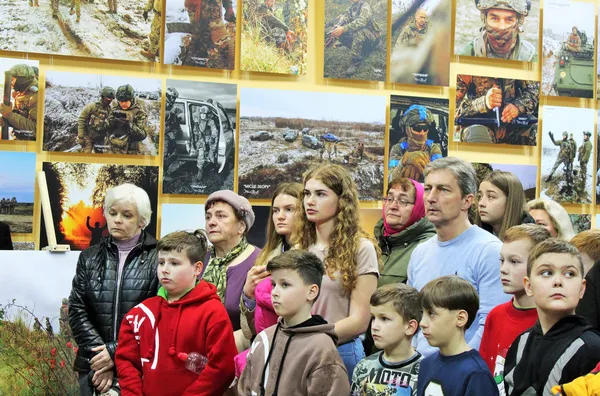 У Ковелі відкрили фотовиставку загиблого на війні Максима Бурди (фото)