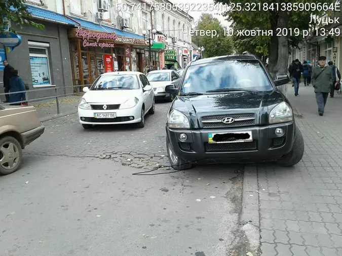 Серйозна проблема: в Луцьку вкотре ловили «паркохамів» (фото)