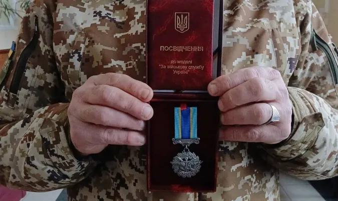 Двох прикордонників з Волині нагородили медалями «За військову службу Україні» (фото)