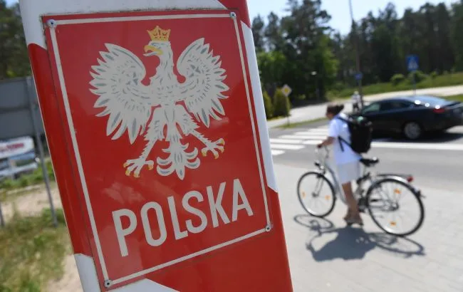 Українському блогеру заборонили в’їзд до Польщі на 5 років за витівку в горах