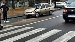 У Володимирі на переході біля школи зіткнулися легковики (фото)