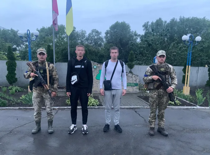 Попалися вдруге: на Волині зловили двох черкащан, які хотіли чкурнути за кордон