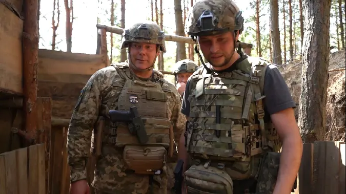 Генерал Наєв перевірив стан оборонних позицій на Волині (фото)