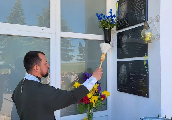 На Волині відкрили меморіальну дошку загиблому Герою-прикордоннику (фото)