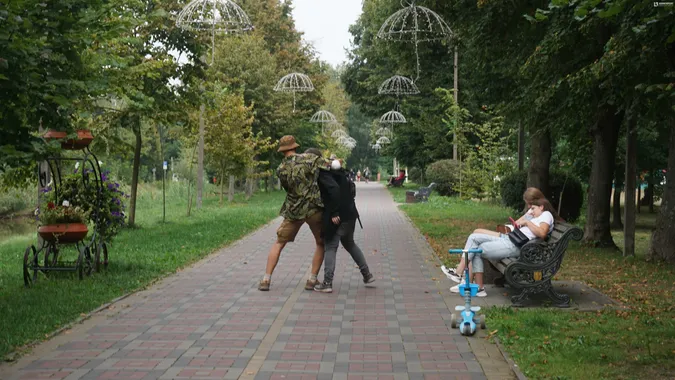 Осінь вже близько: як минули вихідні у Центральному парку Луцька (фото)