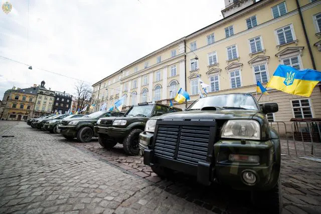 Герої чи злодії: чому волинських волонтерів масово підозрюють у торгівлі «гуманітаркою»