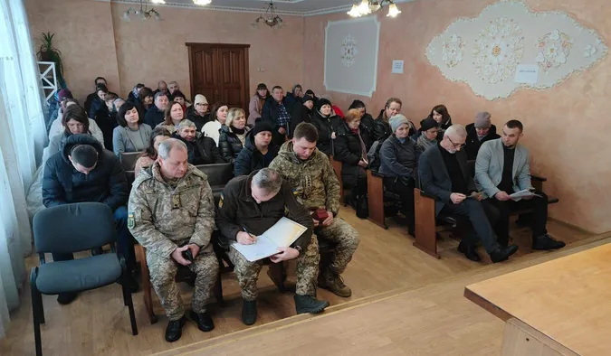 Трьом Героям з Волині посмертно присвоїли державні нагороди: відзнаки вручили родинам загиблих воїнів (фото)