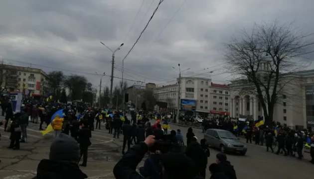 На окупованих територіях ворог збирає особисті дані під виглядом «перепису населення»