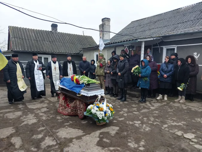 На Волині попрощалися із юним воїном Владиславом Юхимовим (фото)