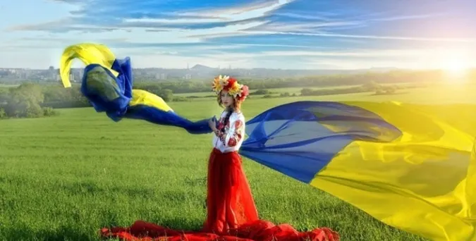 Профспілка подарувала волинським фіскалам подорож Західним регіоном (фото)