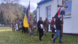 Волиняни провели в останню дорогу Героя Сергія Мельника (фото)