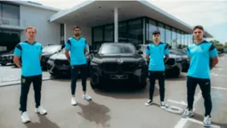 Збірна України з футболу отримала новенькі BMW (фото)