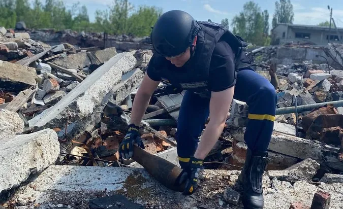 «Намагаюся бути корисним»: як волинський піротехнік розміновував Донеччину (фото)