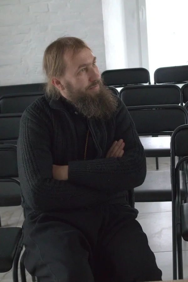 «До когось він приїде на танку»: чесне інтерв'ю про Святого Миколая (фото)