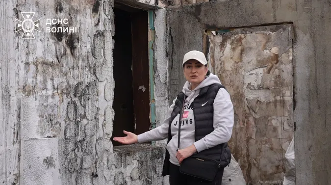 У селі біля Луцька жінка врятувала від пожежі сусідських дітей (фото)