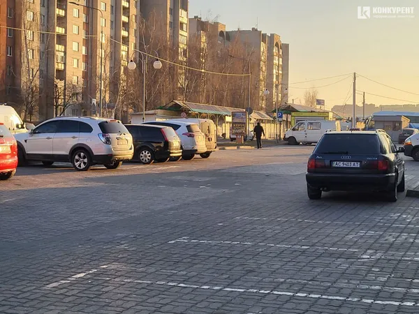 У Луцьку за годину парковки доведеться платити 50 гривень: де саме (фото)