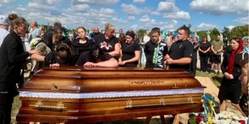 Три роки чекали на повернення: на Волині попрощалися з воїном Миколою Фоміним (фото)