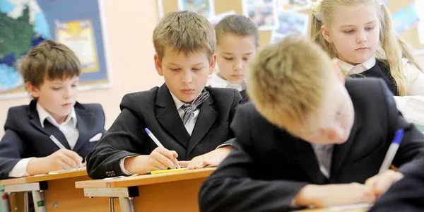 Випускники шкіл із сіл Волині здали гірше ЗНО, аніж міські школярі