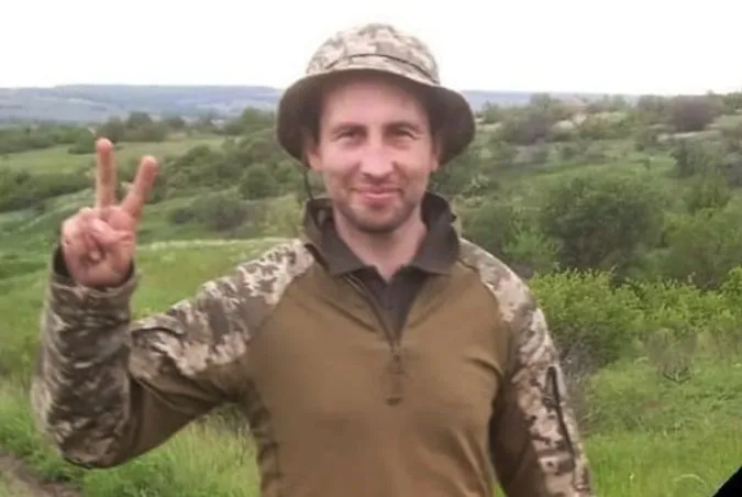 На війні загинув захисник із Володимирського району Максим Красний