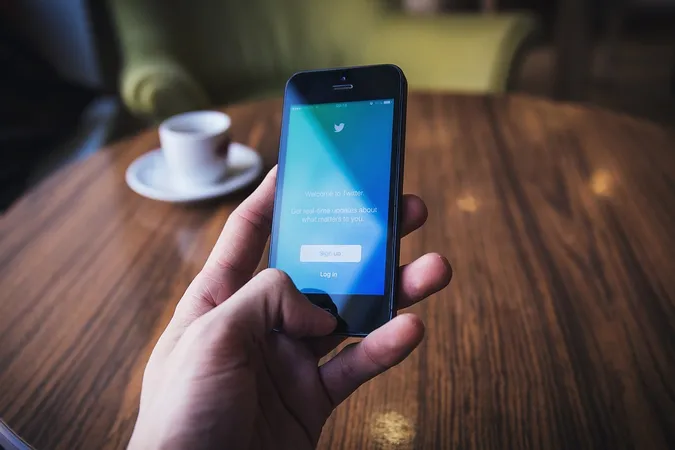 Twitter хоче відмовитися від «лайків» 
