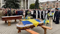 У Нововолинську попрощались з двома Героями (фото)