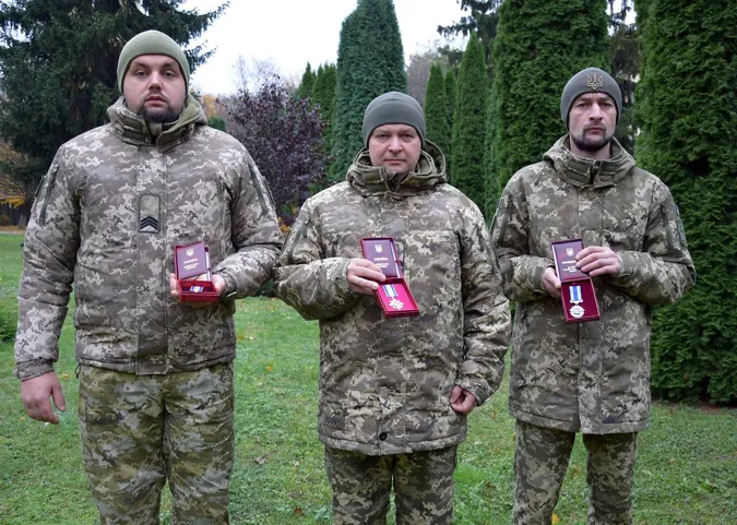 За мужність і стійкість на фронті: троє волинських прикордонників отримали державні нагороди(фото)