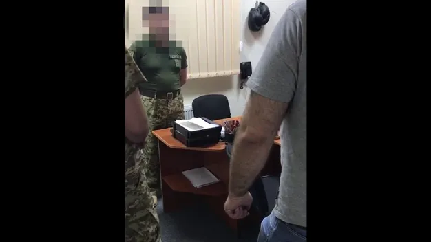 На хабарі погорів завідувач військової кафедри луцького вишу (фото, відео)