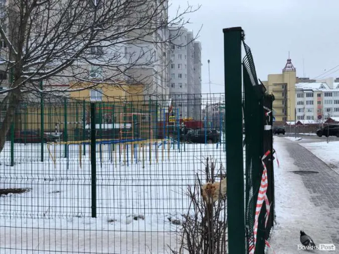 У Луцьку просять знести незаконні паркани та огорожі