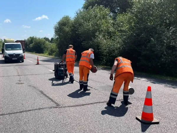 На Волині рятують від руйнування міжнародну трасу на Ягодин (фото)