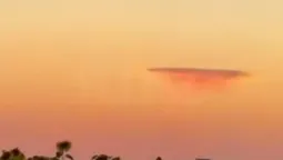 У небі на Волині помітили невідомий об'єкт (відео)