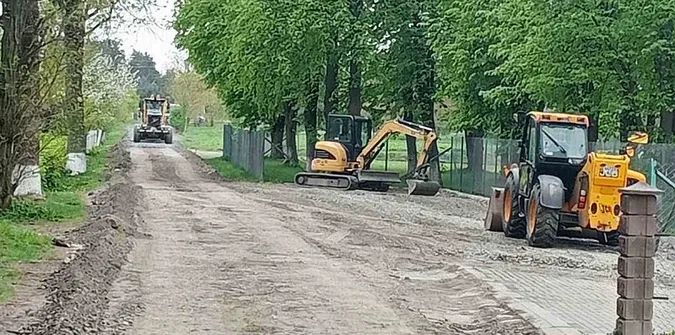 У селі в Луцькому районі заасфальтують пів кілометра дороги (фото)