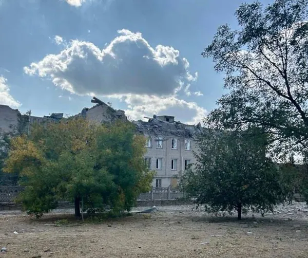 У Бериславі на Херсонщині – пряме влучання в лікарню (фото)