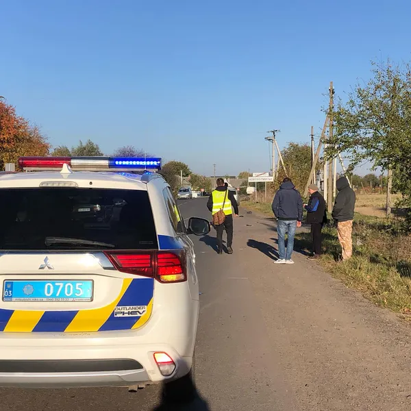 Летальна ДТП на Волині – загинув велосипедист: особу загиблого встановлюють (фото, відео)