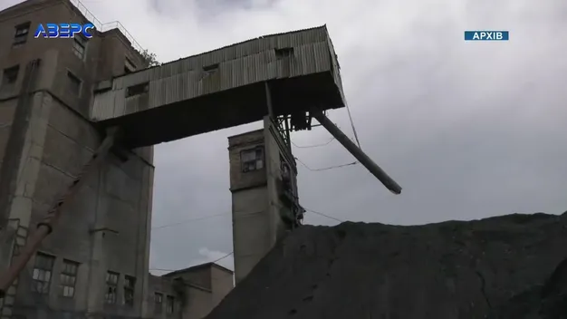 Волинських шахтарів кидають на фронт: виступили проти «смотрящого» (відео)