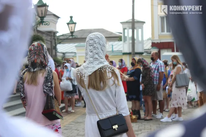 Як у Луцьку святкували Яблучний Спас (фото, відео)