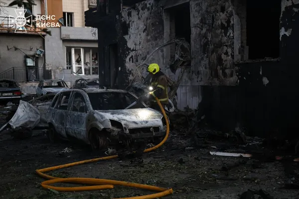 40 ракет за 40 хвилин: росія завдала наймасованішого балістичного удару по Києву (фото)