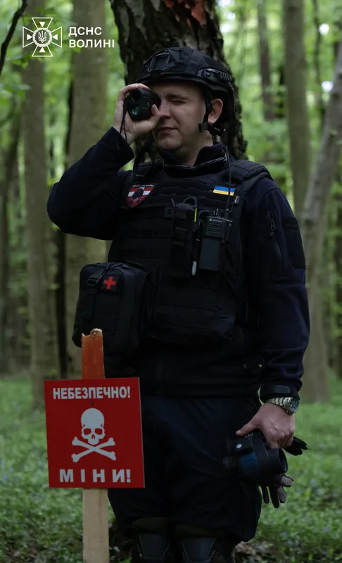 На Волині сапери «чистять» ліс від вибухонебезпечних предметів (фото)