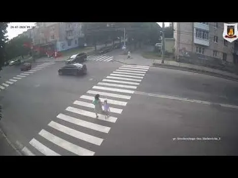 У Луцьку відеокамери впіймали водіїв, які їздили наліво (відео)