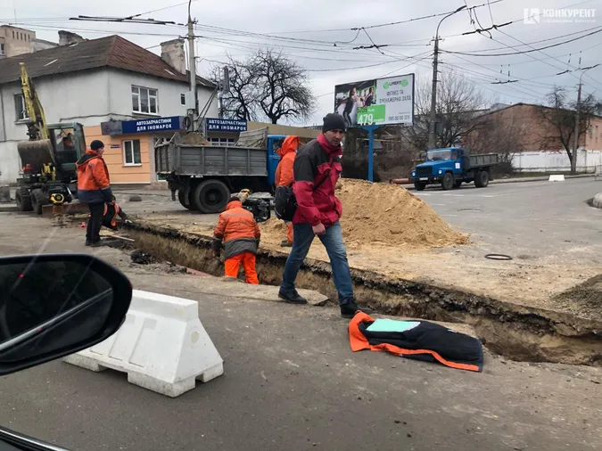У Луцьку вулицю Авторемонтну закрили на ремонт (фото)