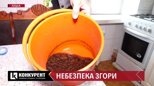 Аварійний дах на Львівській у Луцьку ремонтуватимуть: депутат розповів деталі