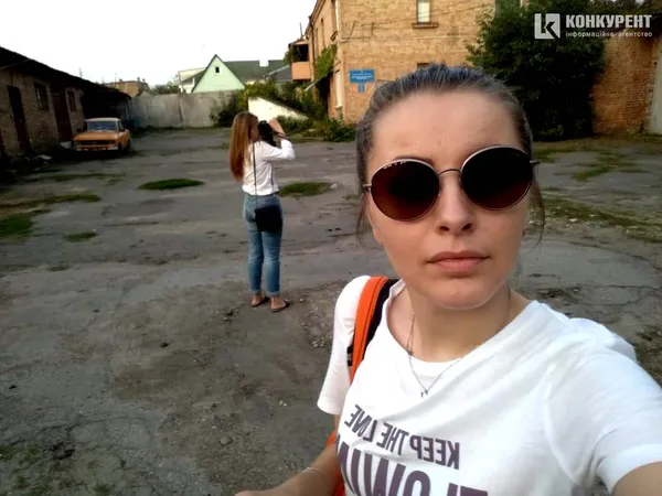 Зашкварна історія однієї фотосесії Мельників у Старому місті (фото)