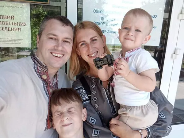 Гроші, печиво та тролінг русні у TikTok: як луцькі діти допомагають ЗСУ (фото)