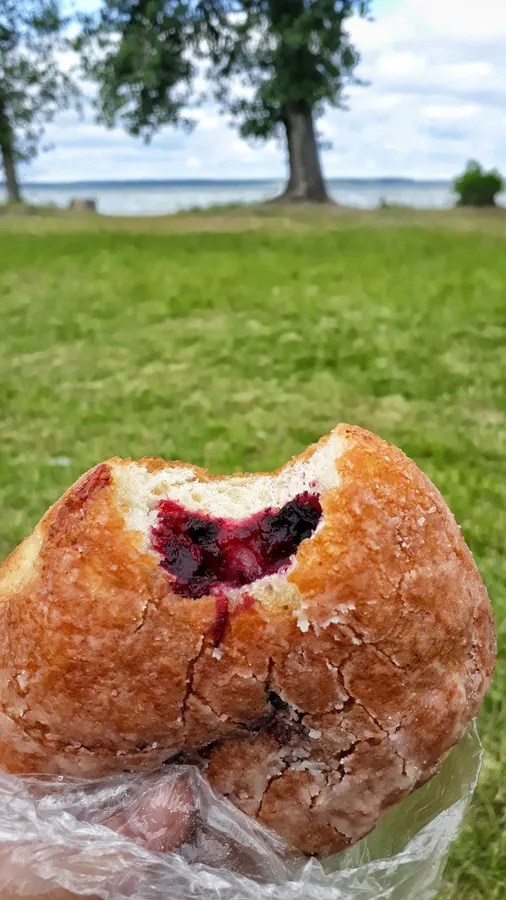 «Світязький пончик»: уже є перші світлини на фотоконкурс (фото)