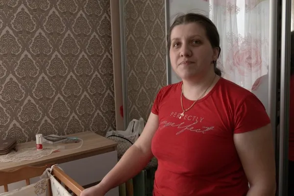 Матір чотирьох дітей Галина Ковальчук, не хоче виїжджати з рідного села.