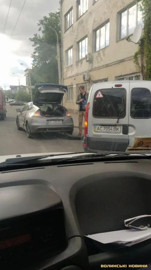 У Луцьку – аварія: зіткнулися Renault та Honda (фото)