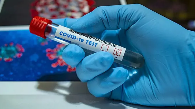 У Нововолинську троє хворих на COVID-19 перебувають у реанімації