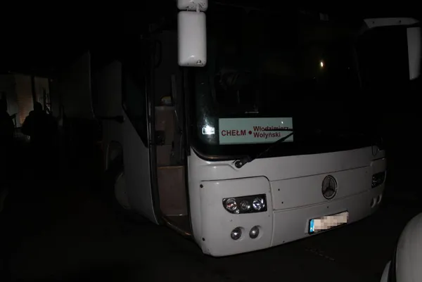 На Волині у чоловіка забрали автобус і майже тонну сиру (фото)