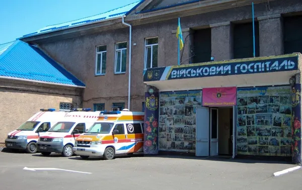 Операції під бомбами і тортури в полоні: волинська медсестра розповіла, як пройшла Маріуполь
