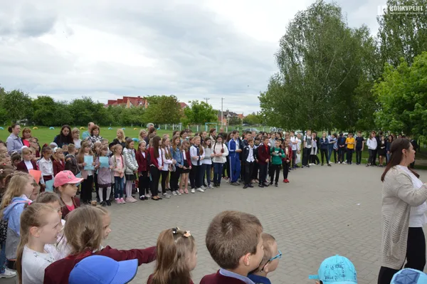 На шкільній лінійці
